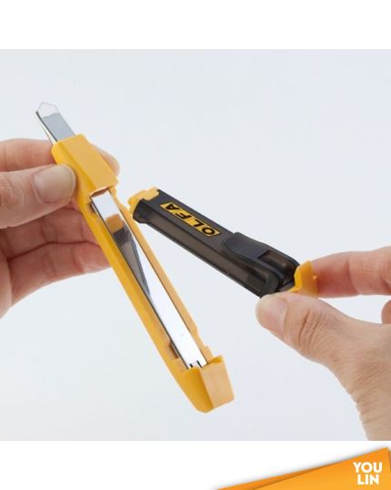 OLFA Compact Auto-Lock Cutter With a Detachable Disposal Case DA-1