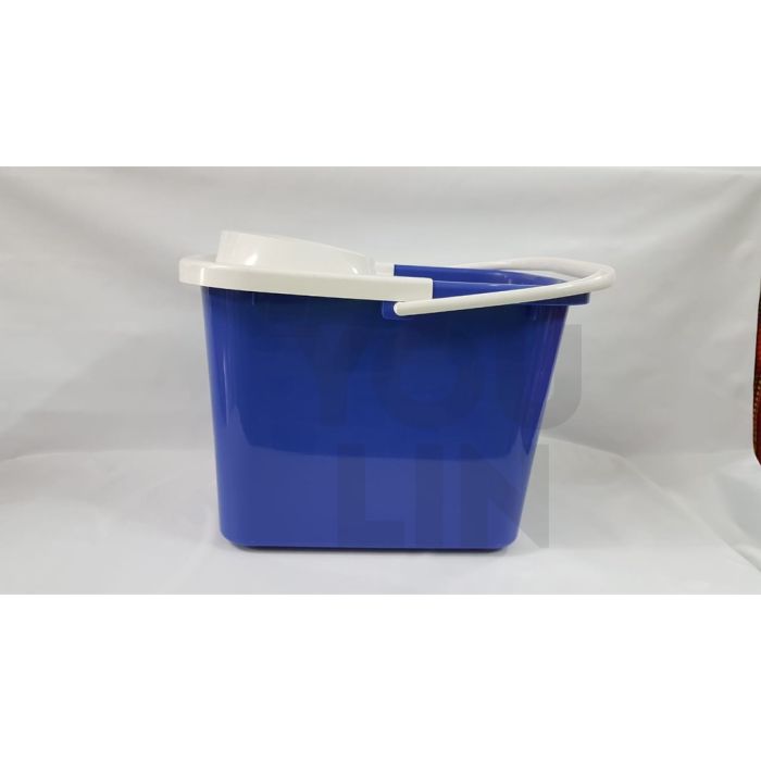 Niso Mopping Pail With Cover & Roller